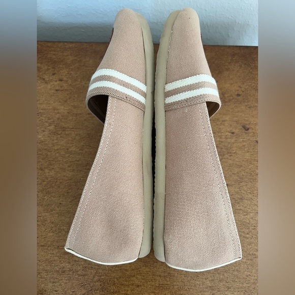 Tory Burch Canvas Beige Red Slip On Shoes 9 - Picture 6 of 8